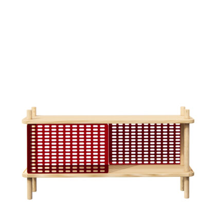 Das Lowboard blendend aus Esche Massivholz mit verschiebbaren Blenden aus rotem Plexiglas